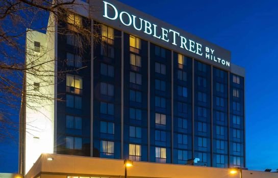 DoubleTree by Hilton Fort Smith City Center